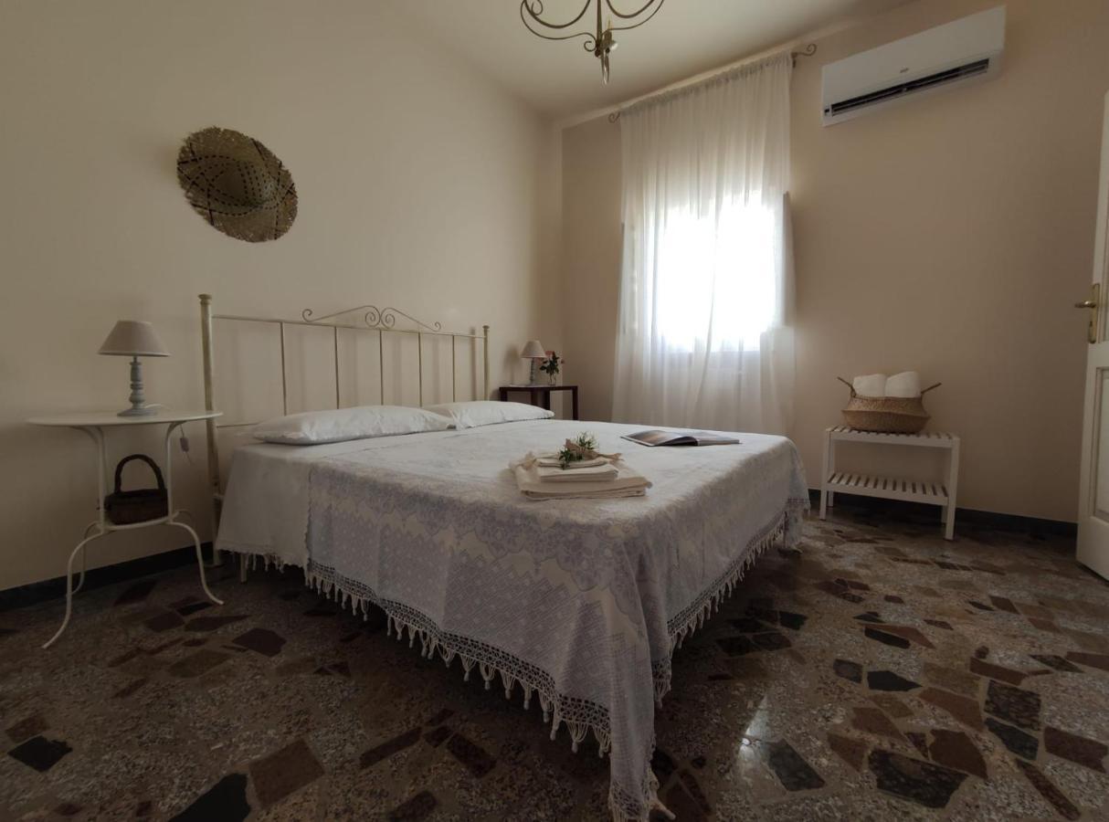 Residenza "I Tre Carrubi " Villa Fasano Exterior photo